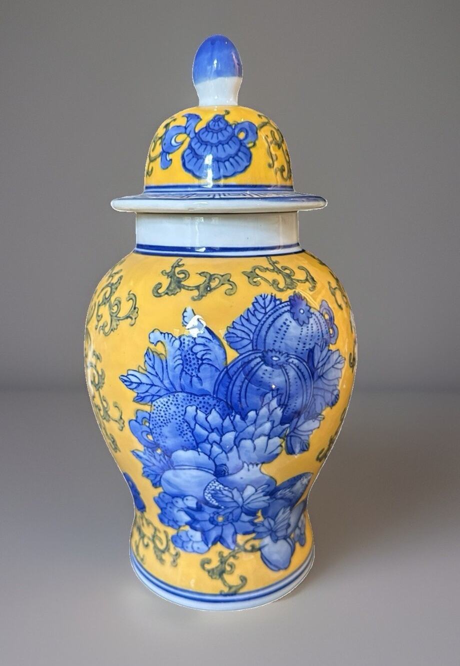 Chinese Asian Vintage‎ Porcelain Blue and Yellow Chinoiserie Ginger Jar 12.75” T